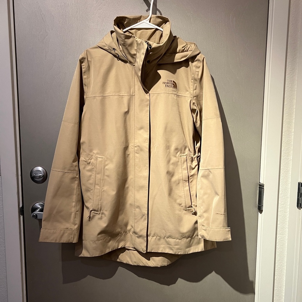 The North Face Womens City Breeze Rain Trench